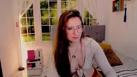 Snapshot of vanessa_udream chatting on 17, 6, 2026 Vanessa online show from 17, 6, 2026