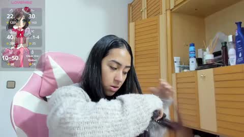 Snapshot of vanessaadol chatting on 5, 12, 2024 vanessaadol online show from 5, 12, 2024