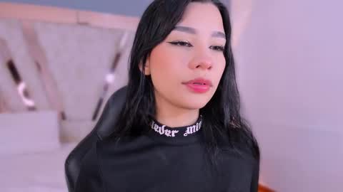 Snapshot of vanessaduval chatting on 21, 12, 2025 vanessaduval online show from 21, 12, 2025