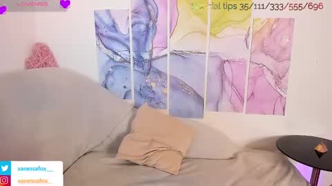 Snapshot of vanessafox__ chatting on 26, 2, 2025 V online show from 26, 2, 2025