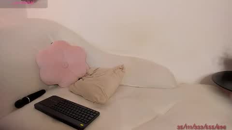 Snapshot of vanessafox__ chatting on 15, 9, 2025 V online show from 15, 9, 2025