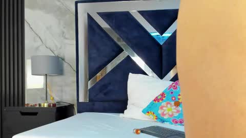 Vanessa Hard online show from 17, 1, 2026