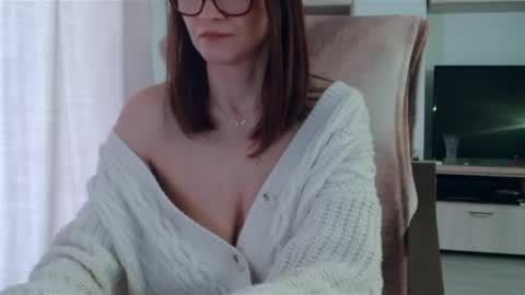 Snapshot of vanessalarahot chatting on 28, 2, 2025 Vanessa online show from 28, 2, 2025