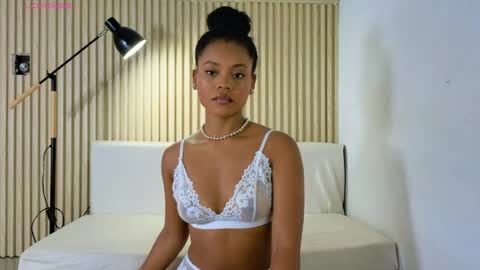 New account follow me online show from 27, 3, 2026