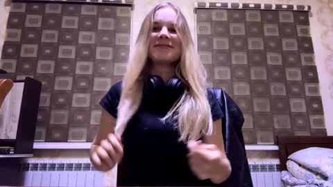 Saisa online show from 12, 11, 2025