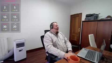 Snapshot of vanifer chatting on 15, 7, 2026 Vanifer online show from 15, 7, 2026