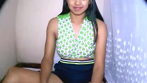 Snapshot of vanih27 chatting on 26, 4, 2026 vanih27 online show from 26, 4, 2026