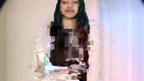 Snapshot of vanih27 chatting on 16, 5, 2026 vanih27 online show from 16, 5, 2026
