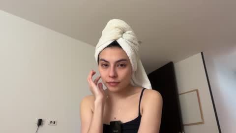 Snapshot of vanilla_velvet chatting on 11, 6, 2026 Annabet online show from 11, 6, 2026