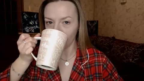 VanillaMuffin online show from 11, 3, 2025