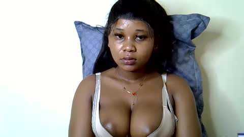 Snapshot of vanillavenus chatting on 25, 9, 2025 vanillavenus online show from 25, 9, 2025