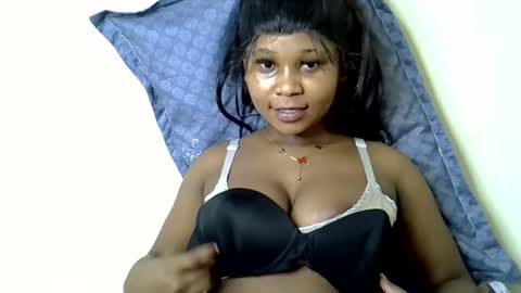 Snapshot of vanillavenus chatting on 27, 9, 2025 vanillavenus online show from 27, 9, 2025