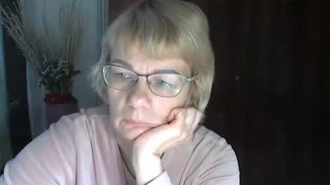 Vanillaxcreamy online show from 28, 12, 2024