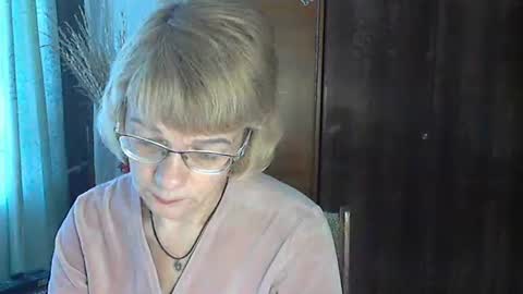 Vanillaxcreamy online show from 8, 1, 2025
