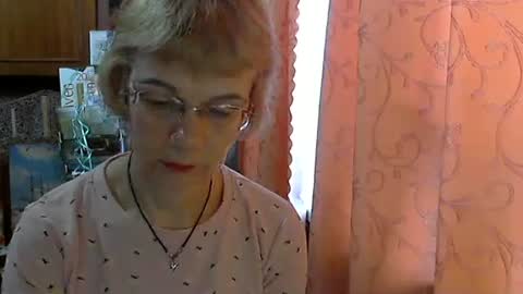 Vanillaxcreamy online show from 5, 2, 2025