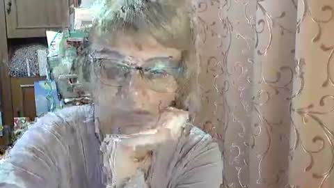 Vanillaxcreamy online show from 19, 2, 2025