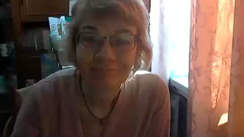 Vanillaxcreamy online show from 22, 2, 2025