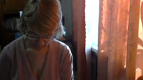 Vanillaxcreamy online show from 26, 2, 2025