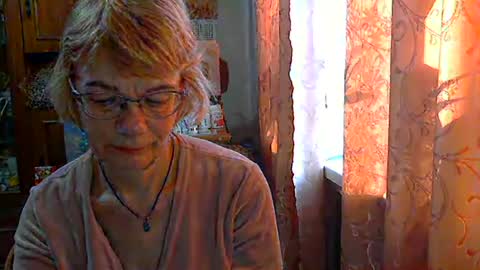 Vanillaxcreamy online show from 26, 2, 2025