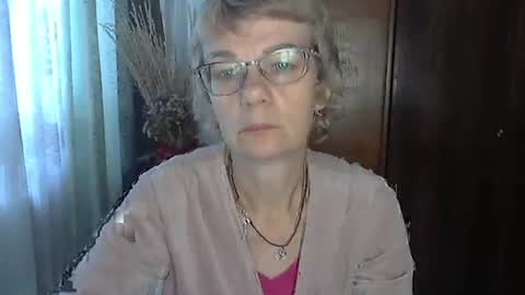 Vanillaxcreamy online show from 1, 11, 2025