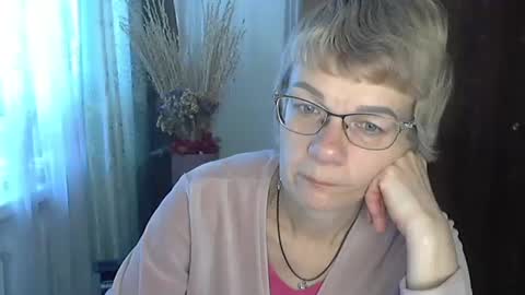 Vanillaxcreamy online show from 2, 11, 2025