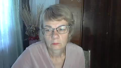 Vanillaxcreamy online show from 7, 11, 2025