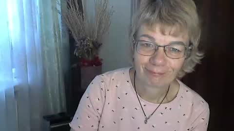 Vanillaxcreamy online show from 16, 11, 2025