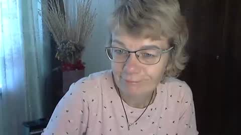 Vanillaxcreamy online show from 18, 11, 2025