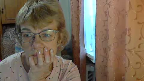Vanillaxcreamy online show from 19, 12, 2025