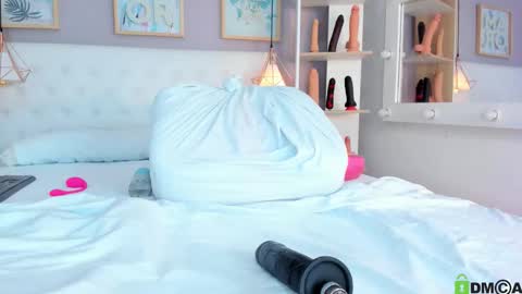 vannia smith  online show from 23, 2, 2026