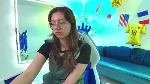 Snapshot of vannia_t18 chatting on 17, 6, 2026 vannia t18 online show from 17, 6, 2026