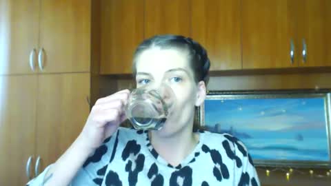 Vanessa online show from 27, 2, 2025