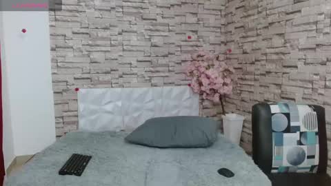 Snapshot of vanse_lust chatting on 11, 2, 2025 Karuna online show from 11, 2, 2025