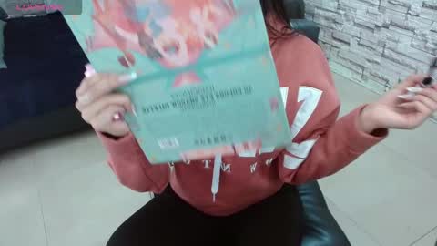 Snapshot of vanse_lust chatting on 29, 9, 2025 Karuna online show from 29, 9, 2025