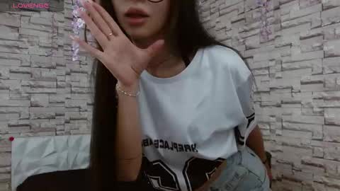 Snapshot of vanse_lust chatting on 13, 11, 2025 Karuna online show from 13, 11, 2025