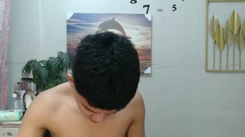 Snapshot of vanxxx2005 chatting on 18, 12, 2024 vanxxx2005 online show from 18, 12, 2024