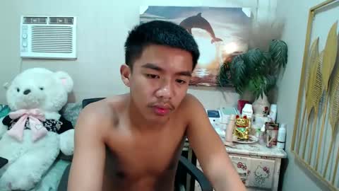 Snapshot of vanxxx2005 chatting on 3, 3, 2025 vanxxx2005 online show from 3, 3, 2025