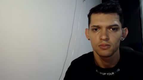 Snapshot of varonelite chatting on 8, 3, 2026 Andres online show from 8, 3, 2026