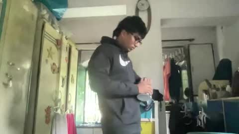 varun_00707 online show from 18, 11, 2025