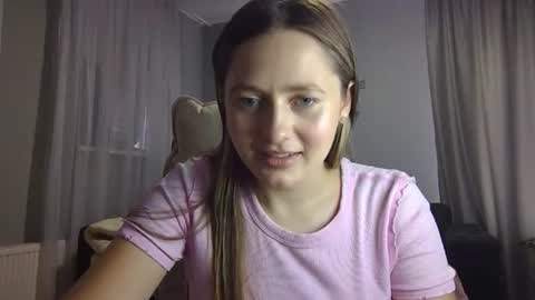 Snapshot of vasilisa189yy chatting on 27, 7, 2026 ROSSE online show from 27, 7, 2026