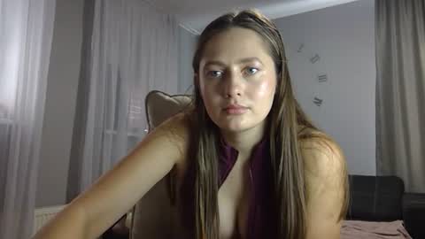 Snapshot of vasilisa189yy chatting on 28, 7, 2026 ROSSE online show from 28, 7, 2026