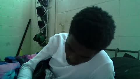 Snapshot of vaski85 chatting on 29, 10, 2025 vaski85 online show from 29, 10, 2025