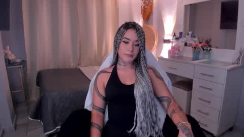 Vayolett Bass online show from 9, 1, 2026