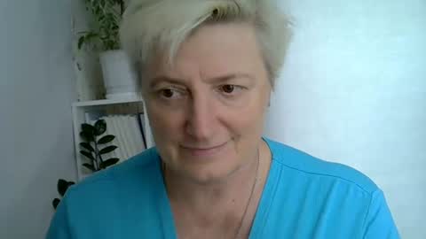 Snapshot of vea_motty chatting on 14, 7, 2026 vea_motty online show from 14, 7, 2026