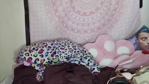 Veronica Lehane online show from 15, 12, 2024