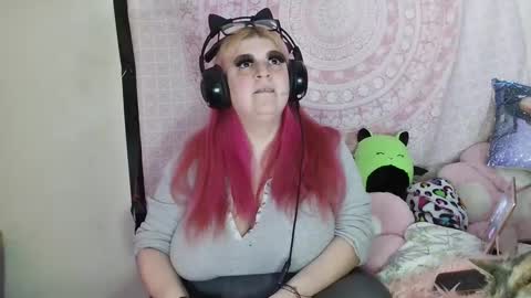 Veronica Lehane online show from 1, 2, 2025