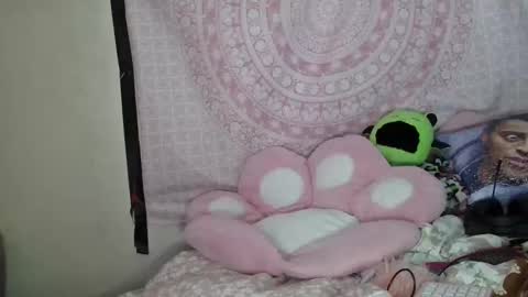 Veronica Lehane online show from 5, 2, 2025