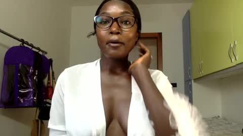 ebony ivanna online show from 15, 7, 2026