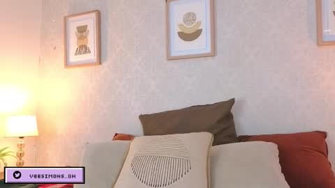 Vee Simons online show from 19, 3, 2026