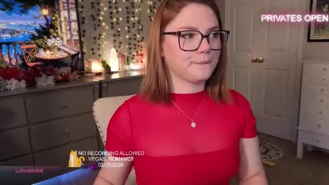 Snapshot of vegas_romance chatting on 6, 2, 2026 vegas_romance online show from 6, 2, 2026